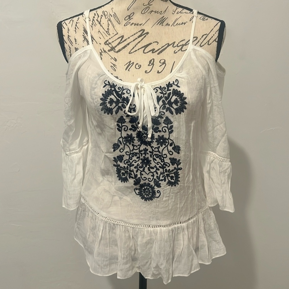 By & By cold shoulder top